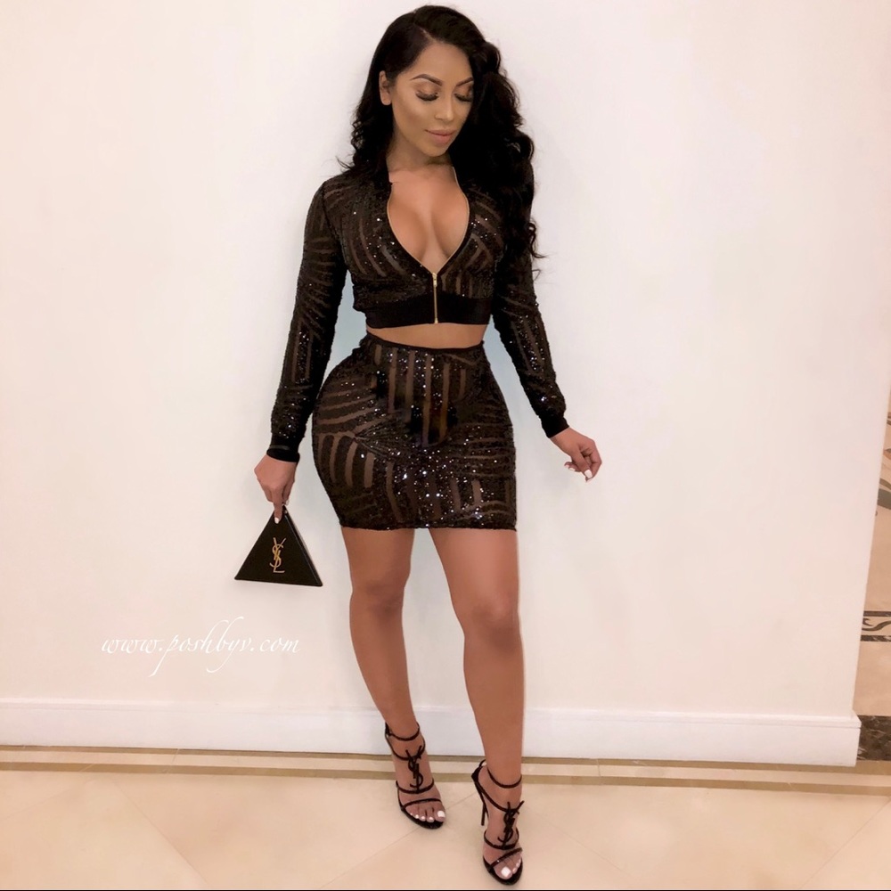 Two piece skirt set